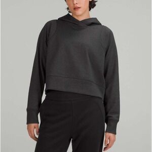 Lululemon Loungeful Cropped Hoodie Sz 4
Spark Black Active Loungewear